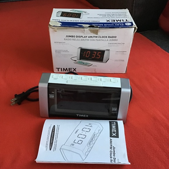 Timex Jumbo Display AM/FM Clock Radio Model T235 - Picture 3 of 8